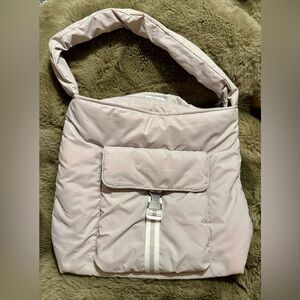 Tommy Bahama Go Everywhere Black Shoulder Cargo Tote Puffer Large Bag- Tan